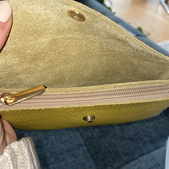 Leather wallet - Picture 3 of 7